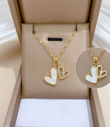 Fashion Gold Chain Necklace with Two Heart Pendant