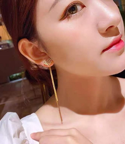 Sparking Dangling Heart Shape Earrings