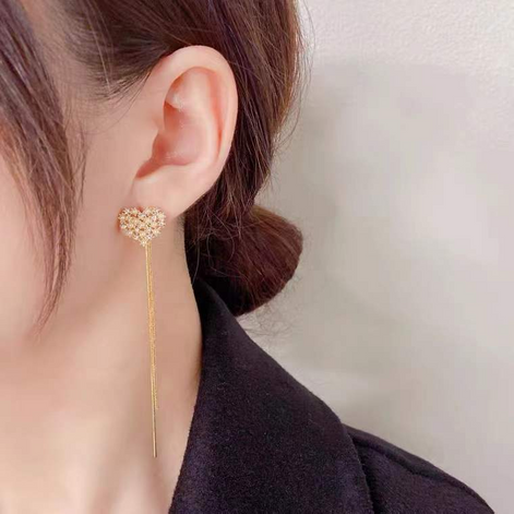 Sparking Dangling Heart Shape Earrings