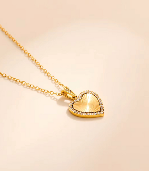 Fashion Gold Chain Necklace with Heart Shape and Diamond Pendant