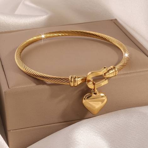 Bangle 18K Gold Plated Stainless Steel Smooth Chunky Love Heart Pendant Wire Bangle